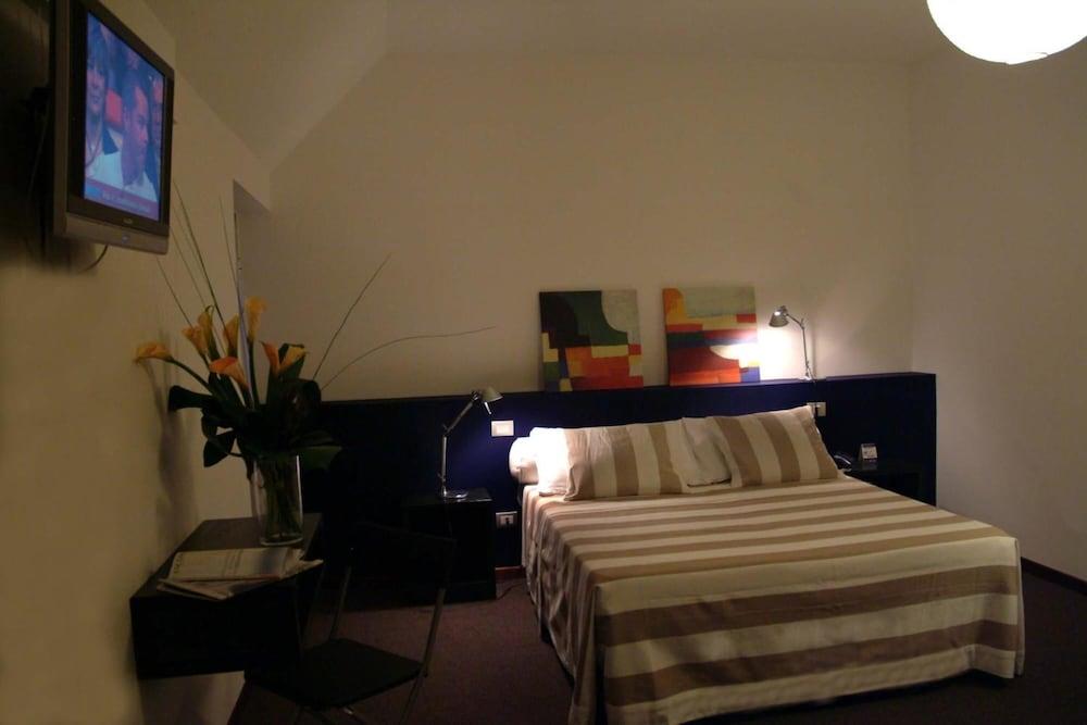 Hotel Orvieto Luaran gambar