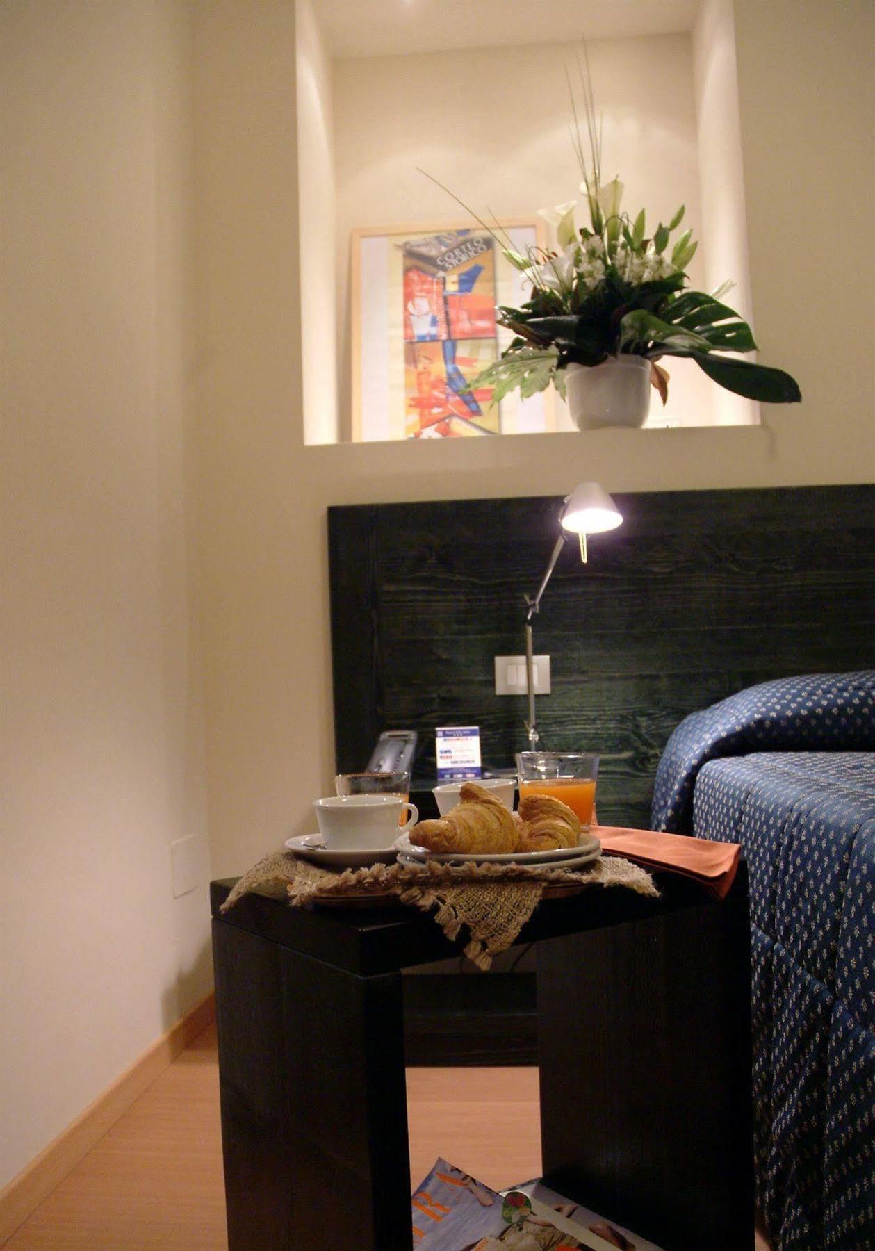 Hotel Orvieto Luaran gambar